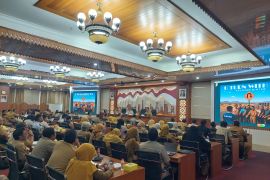 Pemkot Jakpus gelar upacara HUT ke-81 RI di Lapangan Banteng