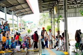 KAI Tanjungkarang layani 681 ribu pelanggan pada semester I