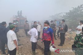 Kabupaten Kuningan kerahkan tim gabungan tangani kebakaran TPSA Ciniru