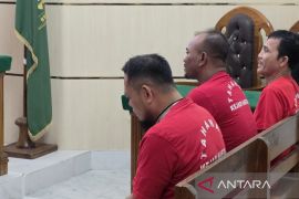 JPU tuntut tiga terdakwa perdagangan sisik trenggiling 1,5 tahun penjara