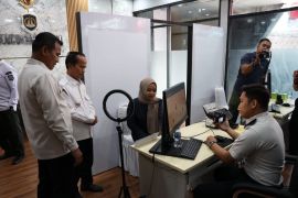 Imigrasi hadir di Sintang melayani warga perbatasan