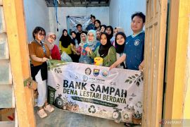 Mahasiswa Undip gagas pembentukan Bank Sampah di Denasri Wetan, Batang