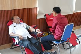Semarak Hari Pengayoman ke-81, Kanwil Kemenkum Bengkulu gelar donor darah dan pemeriksaan kesehatan gratis