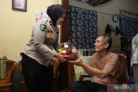 Jelang Hari Jadi ke-78, Polwan Tapsel perkuat kepedulian sosial