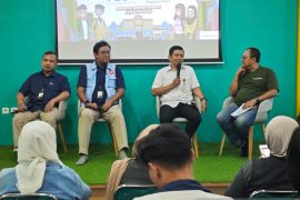 Pegadaian-OJK ajak generasi muda mandiri finansial secara aman