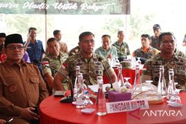 Jembatan dan air bersih perkuat ketahanan wilayah