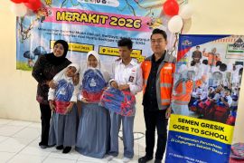 Semen Gresik bersama FORSA hadirkan keceriaan siswa SLB Negeri Lasem