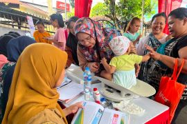 Alfamart dan Sweety lanjutkan komitmen melalui Program Alfamart Sahabat Posyandu, jangkau 8.400 penerima manfaat