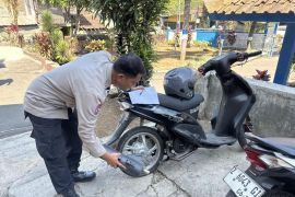 Polres Garut sita puluhan knalpot bising hasil operasi di sekolah