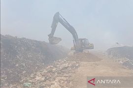 BPBD fokuskan penanganan agar api di TPSA Ciniru tak meluas