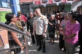 Pemkot Kupang mengajukan tambahan kuota minyak tanah 500 kiloliter