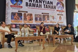 Buku Nyanyian Bawah Tanah rekam jejak aktivisme prareformasi