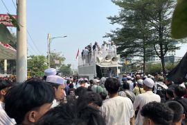 Aksi kecam penistaan agama di Gedung OT Cengkareng picu kemacetan