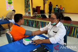 Dinkes Maluku perkuat pelayanan kesehatan anak usia sekolah dan remaja di daerah kepulauan