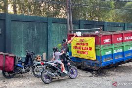 Penanganan sampah di belakang UIN membaik