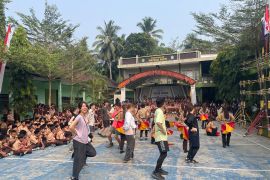 Pertukaran budaya warnai aksi sosial pemuda Jepang di Serang
