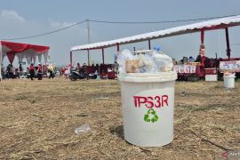 Perumnas Pasadana melibatkan warga pilah sampah
