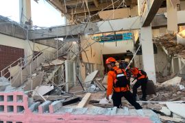 Gubernur NTT menegaskan kebutuhan pengungsi korban bencana jadi prioritas