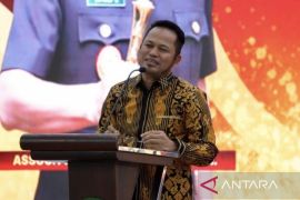 Pemprov Kaltim-Bulog salurkan 62 ton beras atasi rawan pangan di Mahulu