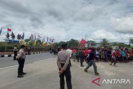 Ratusan aparat gabungan  amankan unjuk rasa KNPB di Timika