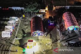 Dirut PLN: Personel dikerahkan penuh atasi listrik pascagempa NTT