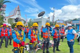 PLN Suluttenggo siagakan ribuan personil jaga keandalan listrik HUT RI