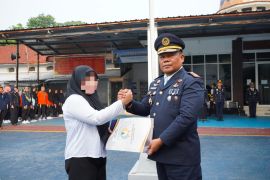 Sebanyak 341 warga binaan Lapas Blitar peroleh remisi HUT ke-81 RI