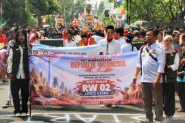 Karnaval 8.200 warga Cipete Utara kampanyekan pilah sampah