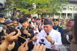 Gubernur Jabar mendorong penghentian penggunaan pupuk kimia