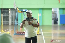 UNJA tes fisik para guru besar untuk jaga kebugaran di usia senior