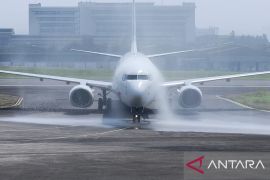 Asa mengembalikan 3,8 juta penumpang dari langit Kota Bandung