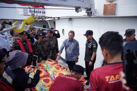Indonesia sends 50 tons of aid to quake-hit NTT by sea
