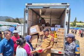 Kemensos bergerak tindaklanjuti arahan Presiden untuk korban gempa NTT