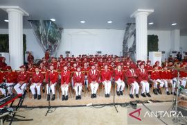 100 orang siswa SR tampil dalam upacara HUT RI di Istana Merdeka