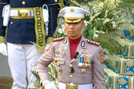 Profil Kombes Jerrold Kumontoy, Komandan Upacara Penurunan Bendera di Istana Merdeka