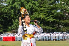Lagu "Seribu Kata Positif" meriahan HUT ke-81 RI di Sempur Kota Bogor
