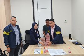 Rp972 juta disita dari toko emas hasil penambangan emas liar