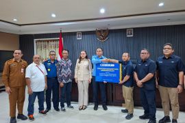 TASPEN menyalurkan bantuan kemanusiaan untuk warga terdampak gempa Flores