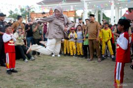 Detoks gawai anak Situbondo lewat Festival Permainan Tradisional