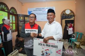 Pertamina Patra Niaga Regional Sulawesi Semarakkan HUT ke-81 RI melalui Fun Riding dan Bakti Sosial