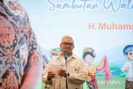 Pemkot Bandung menyiapkan bantuan korban gempa di NTT melalui Baznas