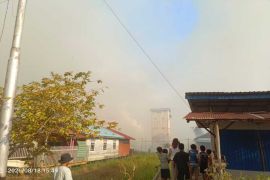 Karhutla di sejumlah wilayah Kapuas mulai mendekati permukiman warga
