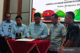 Pemkab Kudus dan Kejari Kudus kerja sama untuk memperkuat sinergi layanan hukum