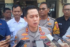 Polres Cirebon Kota mengungkap pencurian emas saat evakuasi rumah terbakar