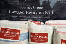 Bandara Lombok menyalurkan bantuan korban gempa NTT