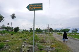BPBD Palu pasang ratusan rambu evakuasi perkuat kesiapsiagaan bencana