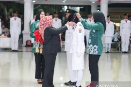 Pemkab Muara Enim berangkatkan 50 anggota Paskibraka 2026 ke Lampung