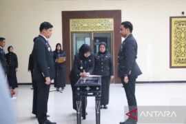 Kemenkum Riau lantik PAW MPD Notaris Siak, perkuat pengawasan dan pembinaan Notaris