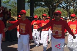 Lomba gerak jalan Bone Bolango satukan semangat kebangsaan