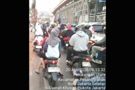 Rute Transjakarta koridor 13 dialihkan sementara